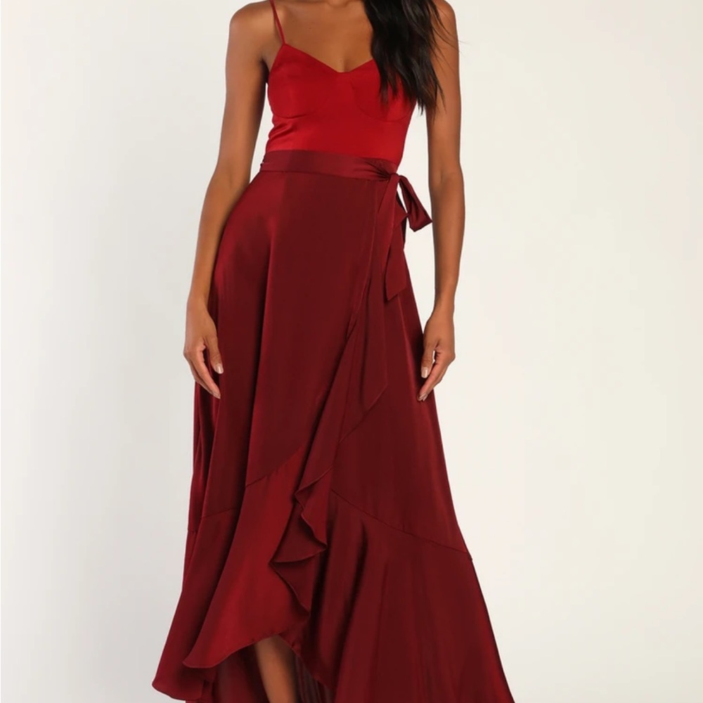 Double Darling Burgundy Color Block Satin Ruffled Maxi Dress Size M